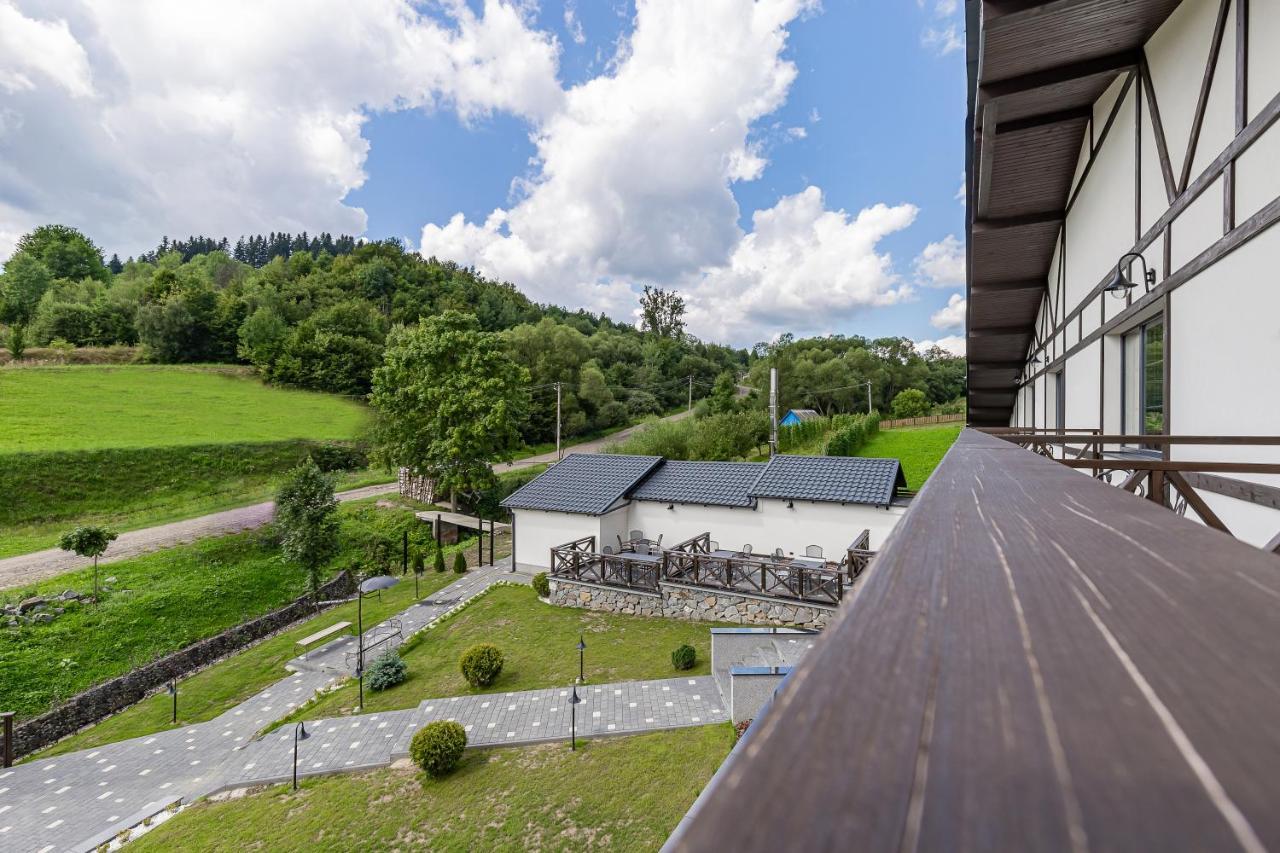Private House Scherbovets Zjdenievo Exteriör bild