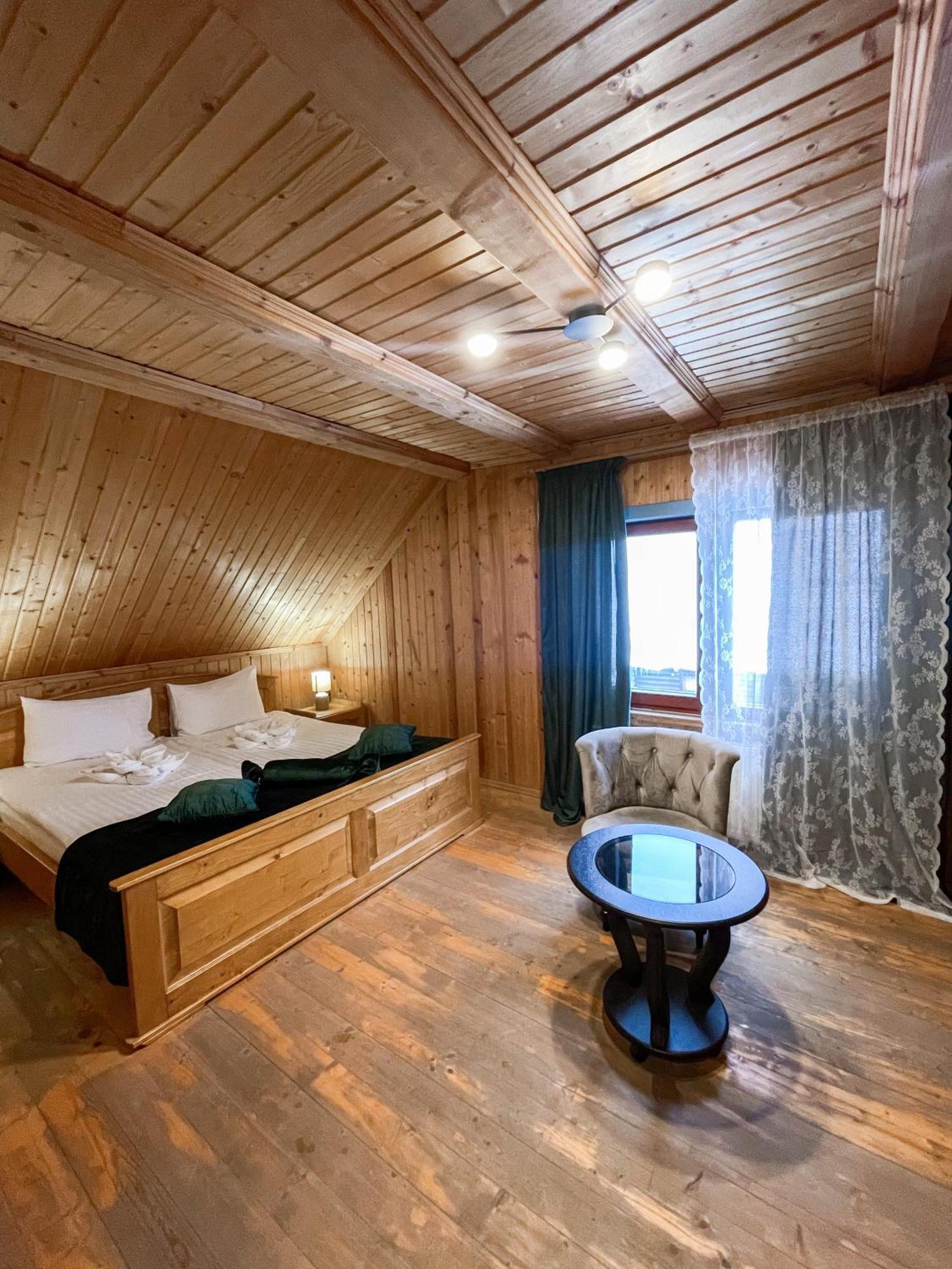 Private House Scherbovets Zjdenievo Exteriör bild