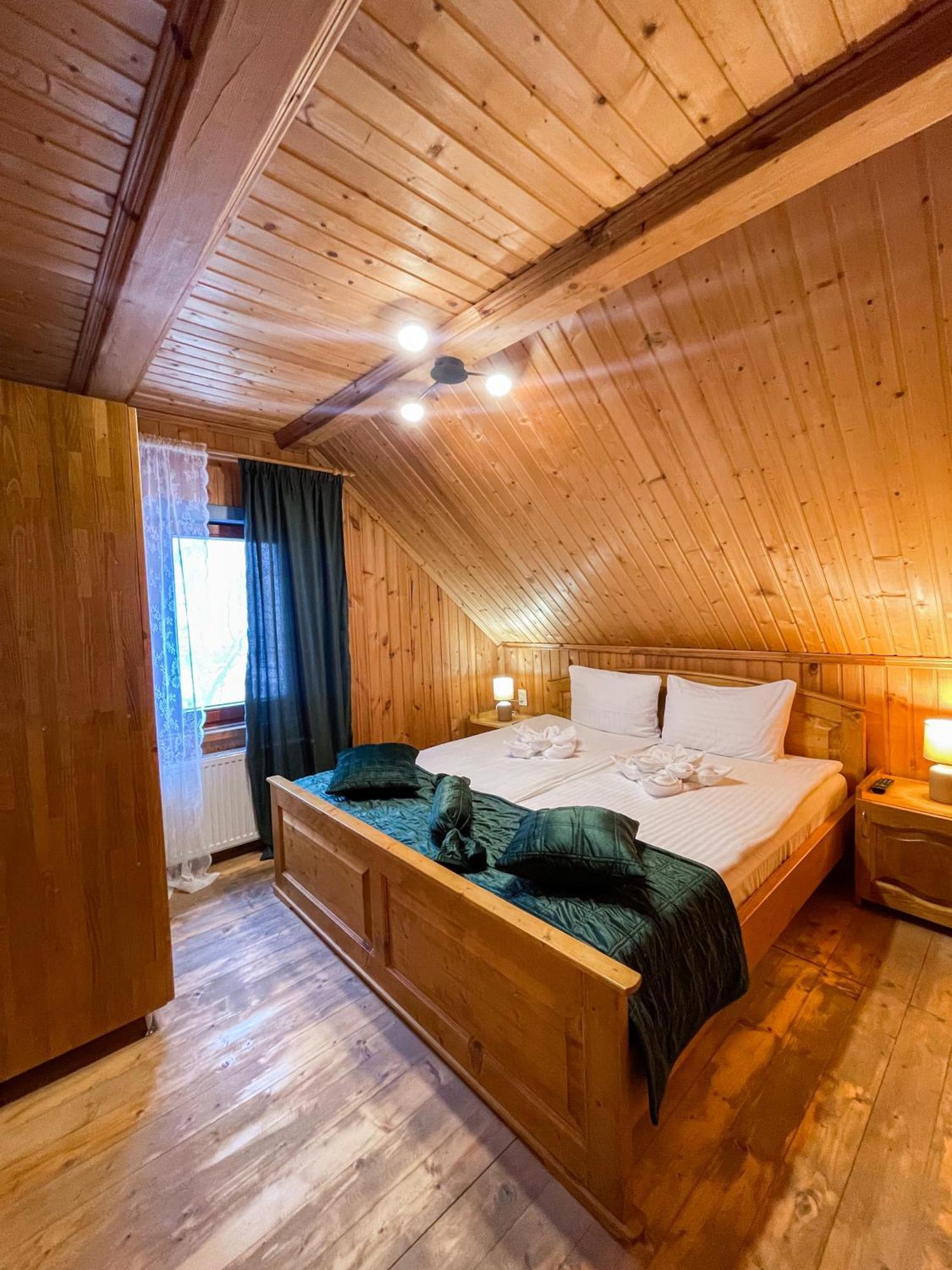 Private House Scherbovets Zjdenievo Exteriör bild