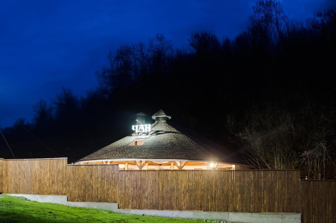 Private House Scherbovets Zjdenievo Exteriör bild